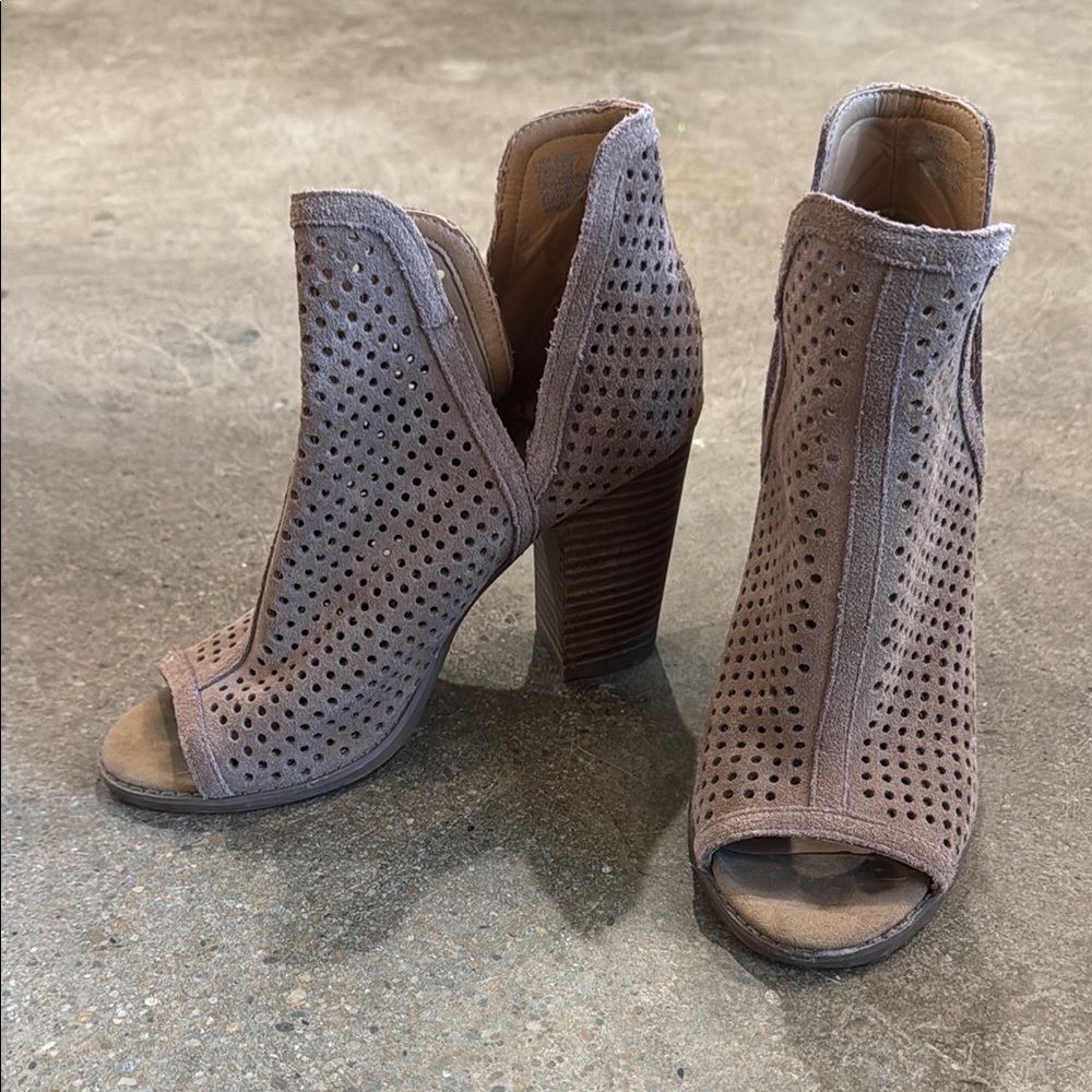 Lucky Brand Tan Heeled Boots with Perforated Design